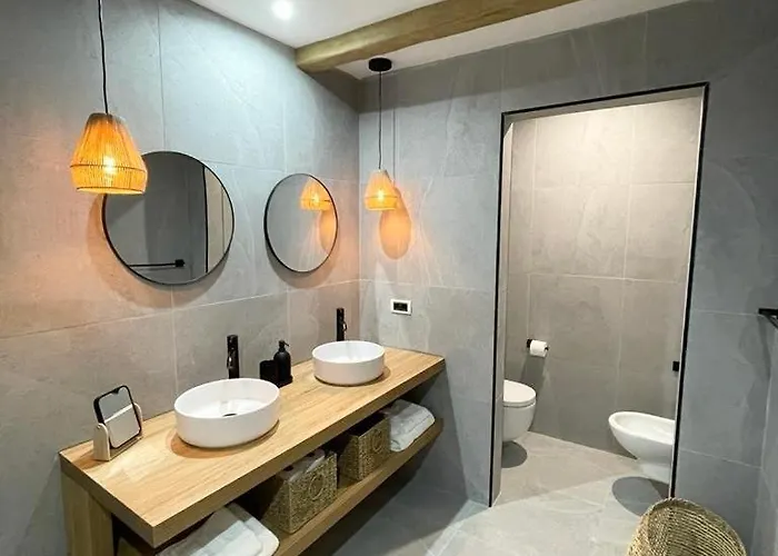 El Nautico Coral - Oceanview Escape דירה סן מיגל דה אבונה