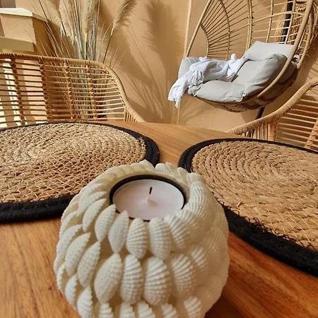 El Nautico Coral - Oceanview Escape 公寓