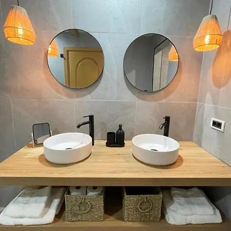 El Nautico Coral - Oceanview Escape *