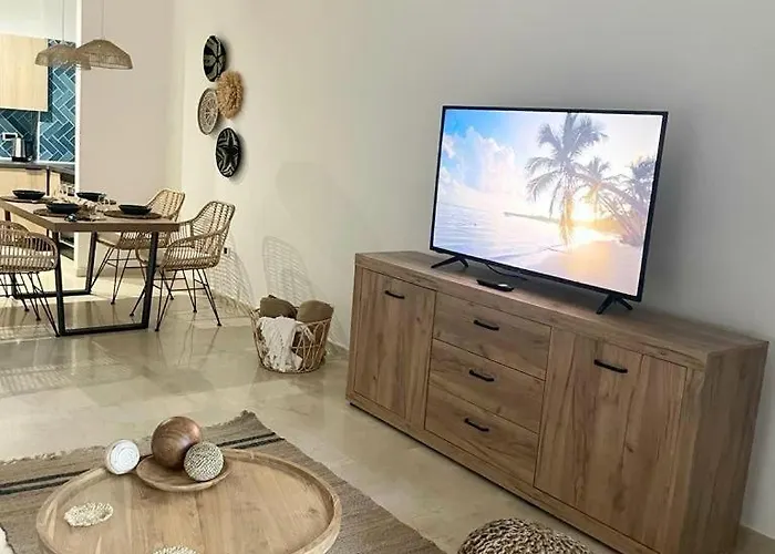 El Nautico Coral - Oceanview Escape Daire *