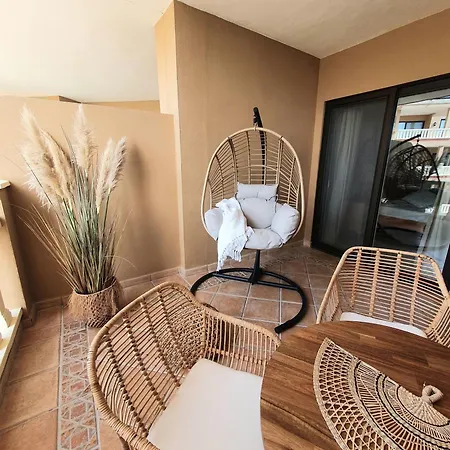 Apartamento El Nautico Coral - Oceanview Escape San Miguel de Abona